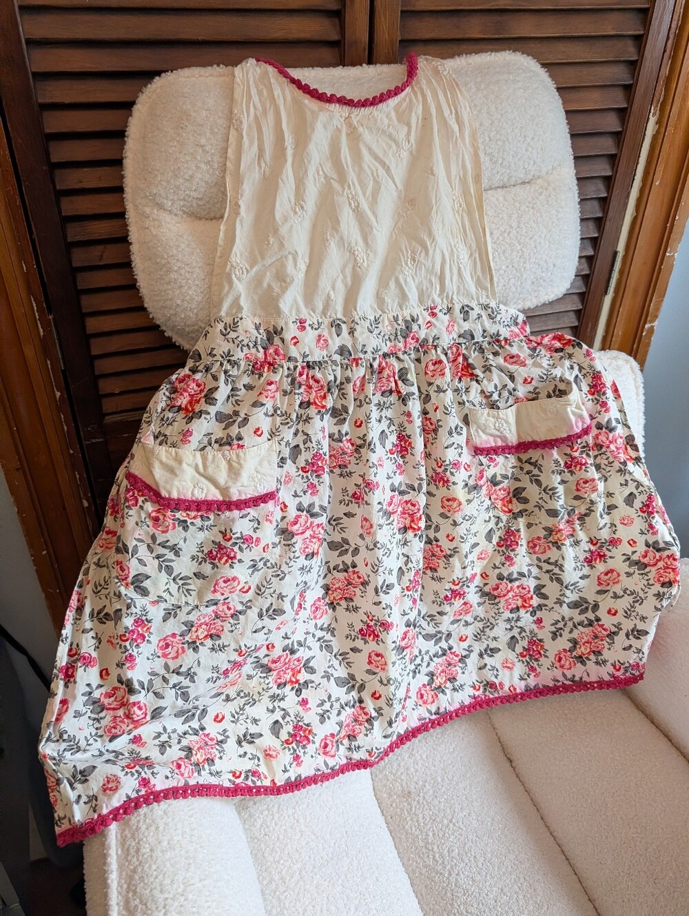 Kitchen Apron Roses
